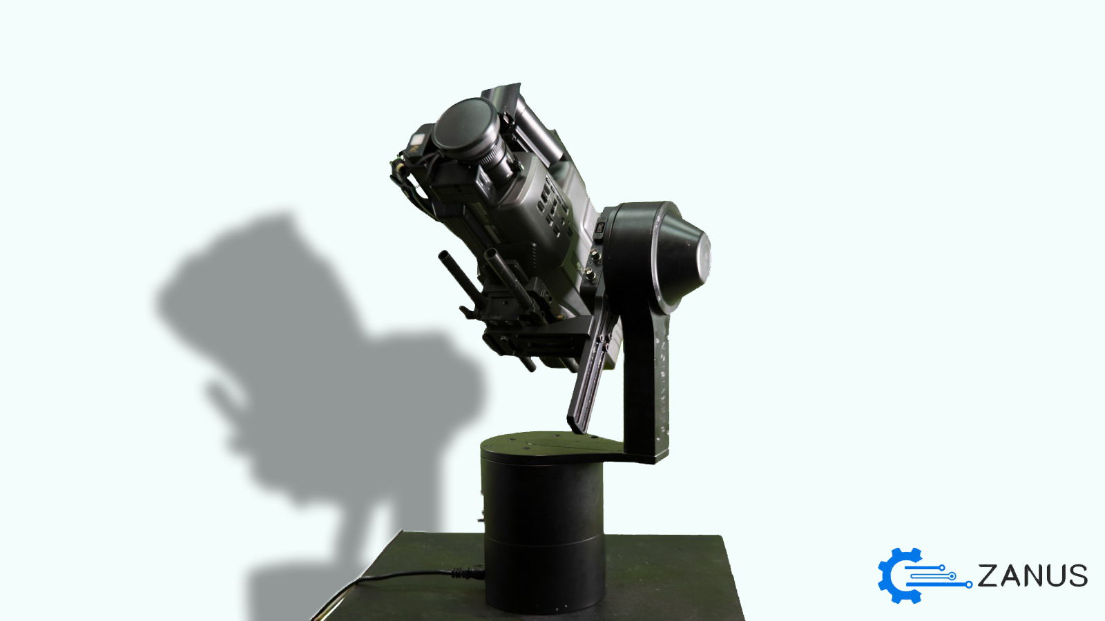 Motorized PTZ camera head Zanus